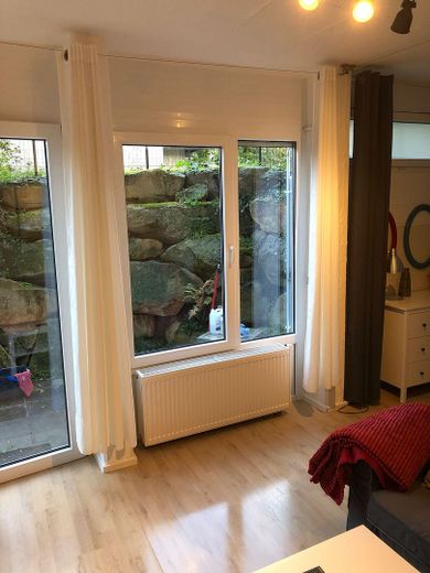 1,5-Zimmer-Wohnung in Innenstadtlage mit Abstellraum – Eingang
