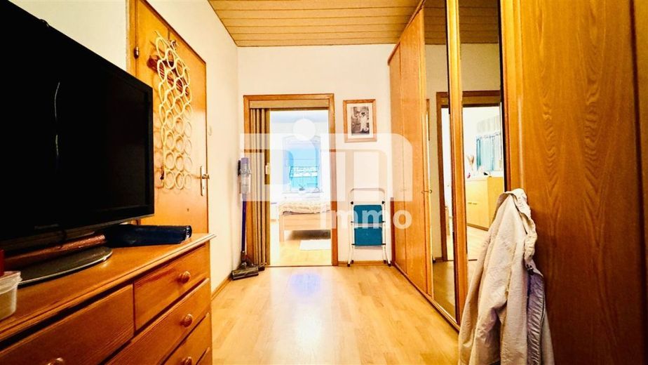 (R)eserviert!Modernisierte DHH mit Anbauten + Garagen in Traumlage – EG Ankleide / Gästezimmer