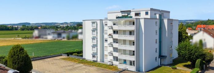 360° | Sofort verfügbar: 1-Zi.-Wohnung in gepflegtem MFH in Baienfurt mit PKW-Stellplatz