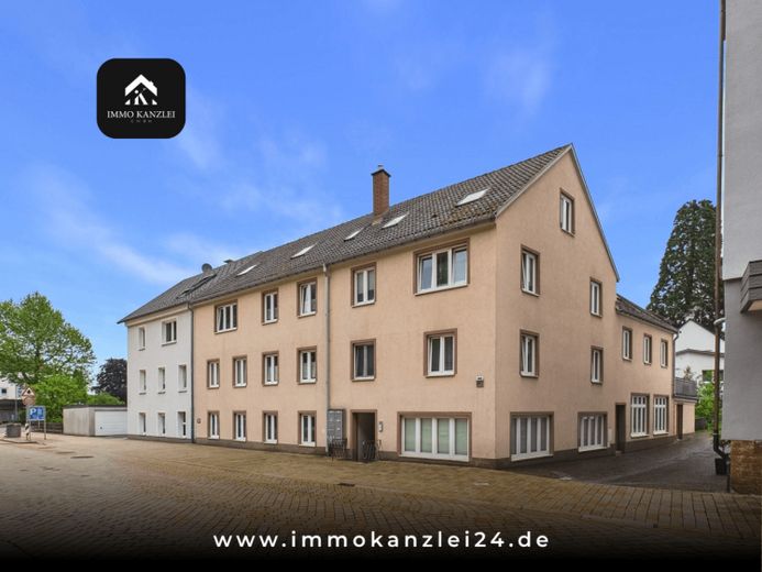 Kapitalanlage in Hornberg: vermietete 3-Zimmer-Wohnung mit Balkon und 4,2 % Rendite – Foto 1