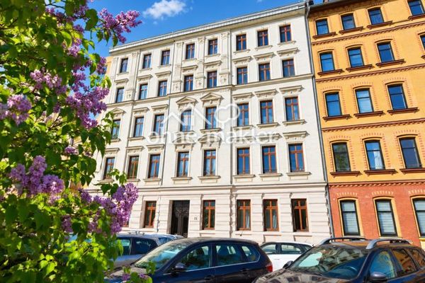 Bright Period Apartment in Central Leipzig