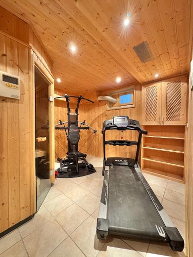 Fitnessraum mit Sauna