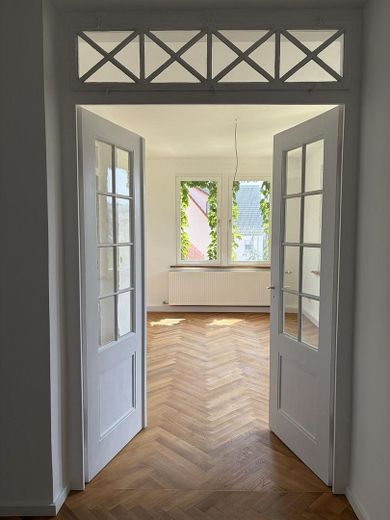 Esclusivo appartamento d’epoca di 146 m² completamente ristrutturato in posizione privilegiata a Göppingen–elegante, moderno, unico – Zimmer 1 - Esszimmer