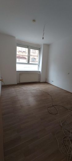 Zimmer 2 Blick zum Fenster