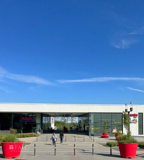 Straßenansicht