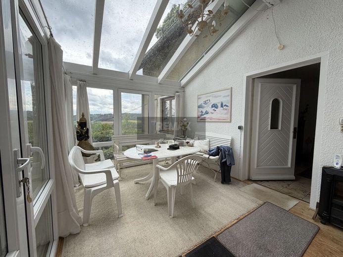 Freizeitgrundstück mit zwei Häusern, Wintergarten &amp; traumhaftem Ausblick – Bild 19