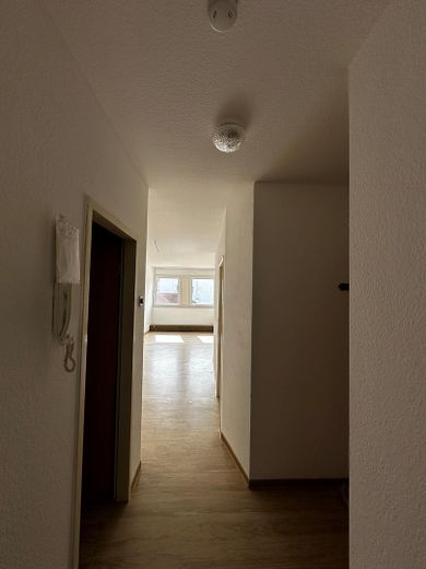 Helle 2 ZKB-Innenstadt-Wohnung – Flur