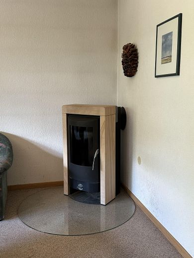 Casa pareada en venta en Pfungstadt-Esb./Eich – Kaminofen