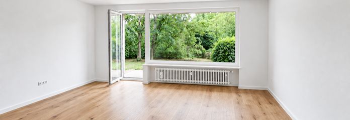 Hochwertig saniert & provisionsfrei: 3-Zimmer-Wohnung mit Südterrasse in München-Solln – Großes Wohnzimmer
