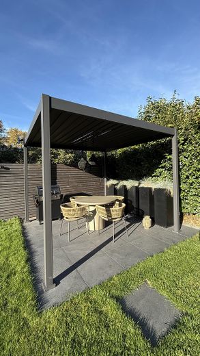 Modernes Endhaus am Brabandkanal mit großem Garten, Dachterrasse und Wellnessbereich – Überdachter Outdoorbereich