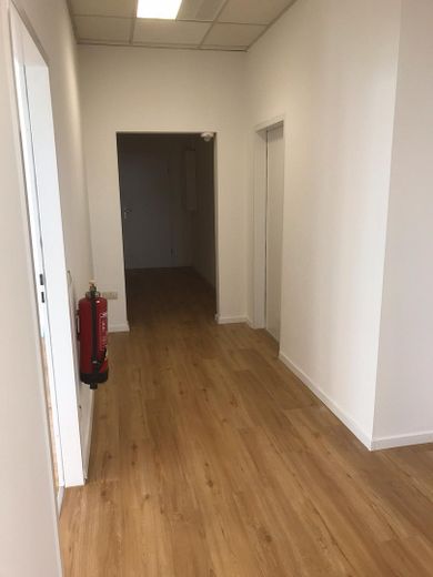 Gang Büro EG
