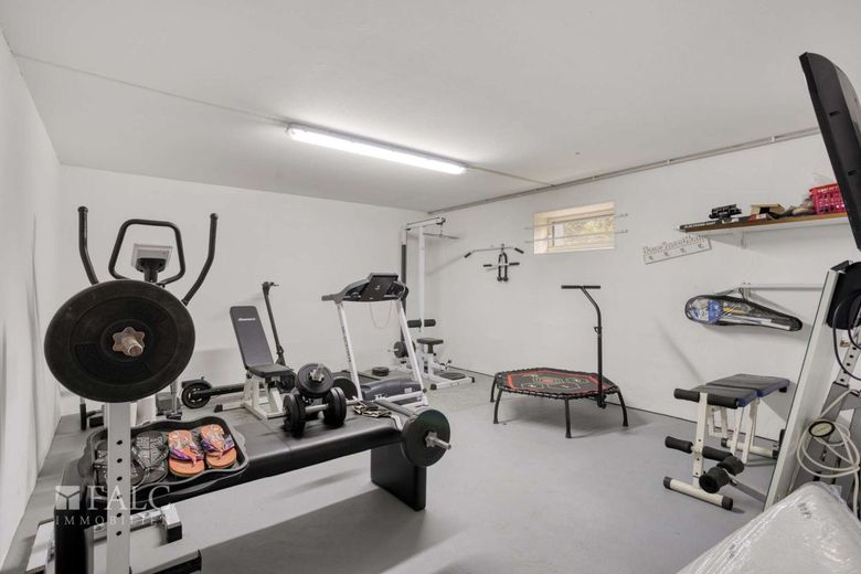 Ein Zuhause mit Zukunft - Familientraum mit Pool in Bergisch Gladbach-Hebborn – Fitnessraum UG
