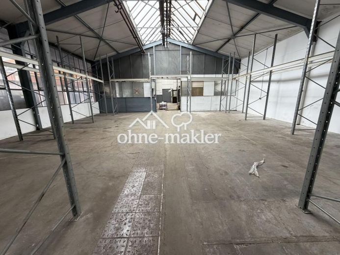 Teilbare Hallenflächen 240/300/540 qm hell und zentral in der Posener Straße – Foto 1