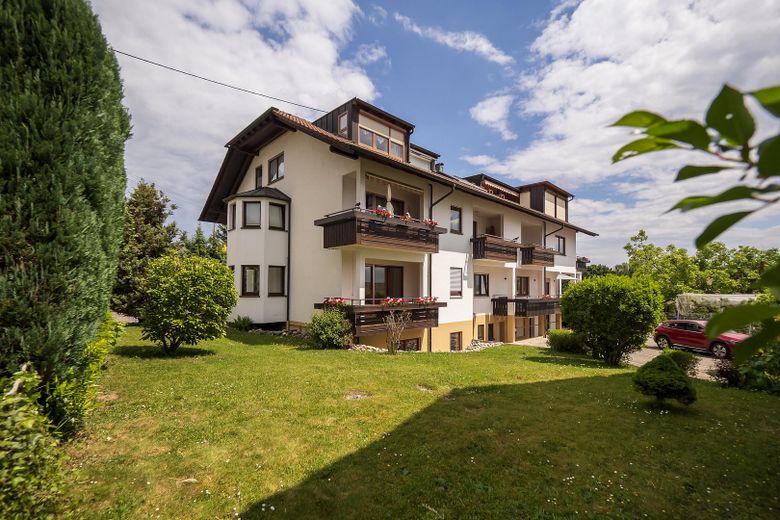 Gepflegte Außenanlage