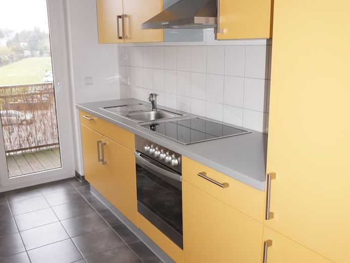 INKL. Einbauküche - Balkon - Bad mit Fenster - frei ab 1.10.16 – Foto 1