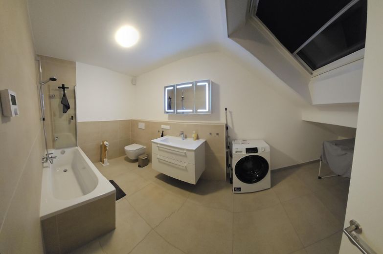 MÖBLIERTE WG-ZIMMER LANGEN - ALL-IN (Ideal f.DFS) – Wannenbad Oberlinden