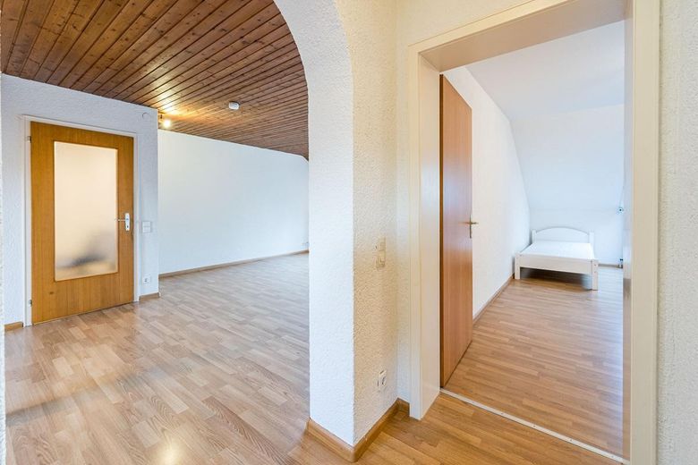 Attraktive 3 Zimmer- Dachgeschosswohnung mit Blick in die Schweiz – फोटो 14