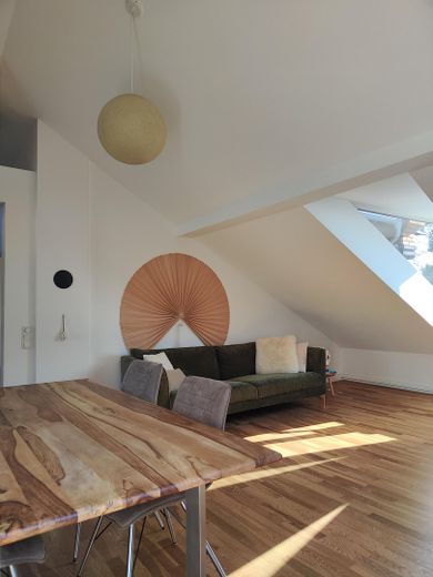 Wohnbereich, mit Dachschräge
