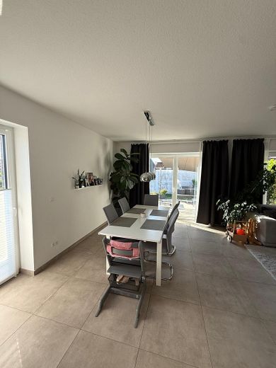 Modernes Reiheneckhaus in ruhiger Lage - gehobene Ausstattung – Essbereich
