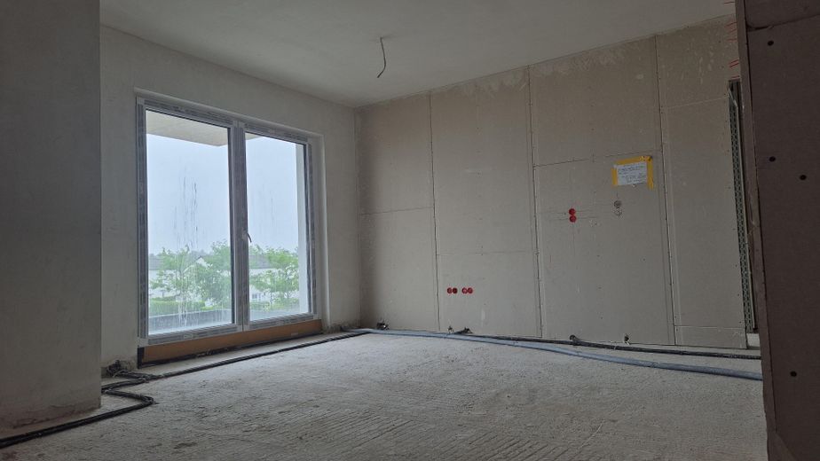 Wohnung im Bau, stadtnah im Hafenquartier Graf Bismark mit Balkon am Yachthafen/Kanal für 2 Personen – Neubauwohnung 27 Wonbereich