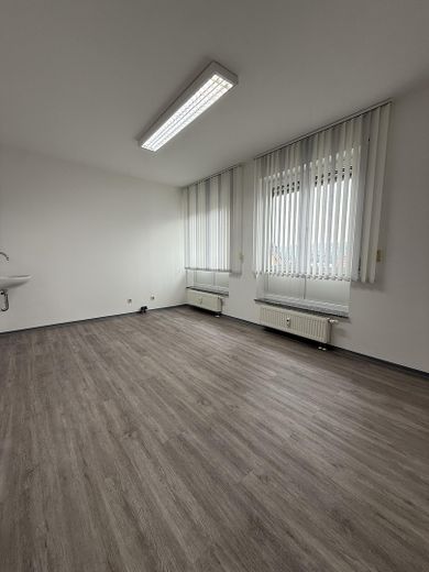 Купить или арендовать: кабинет, офис, юридическую контору в 78112 St.Georgen -безбарьерно в Ärztehaus – Photo 8