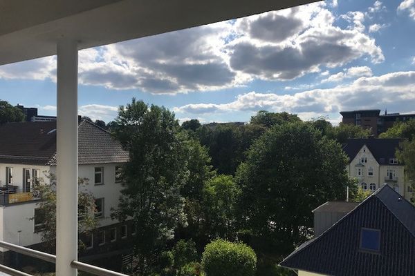 Attraktive 3-Zi.-Wohnung KDB mit Balkon zu vermieten