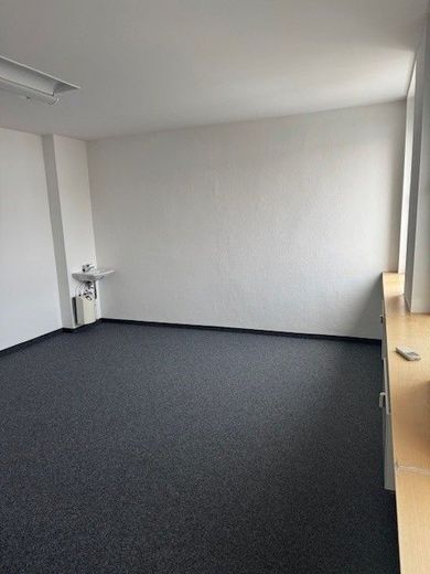 Moderne Bürofläche - 375 m² - 14 Räume - zentral - klimatisiert – 3.10