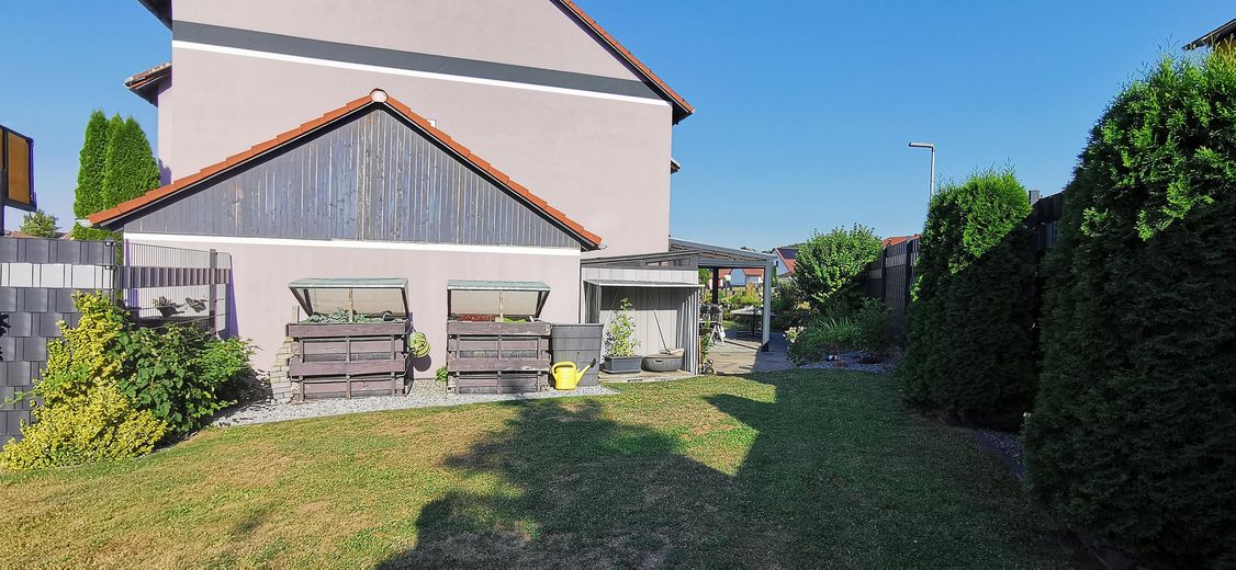 DHH - Haus mit Pool, Speicher-PV und Ausbaureserve – Photo 25