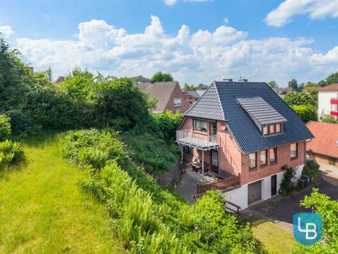 Mitten in Plön! Großzügiges EFH in beeindruckender Lage mit Ausblick! – Foto 1