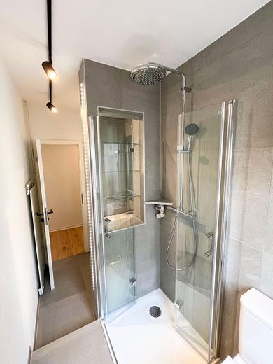 Bad Dusche