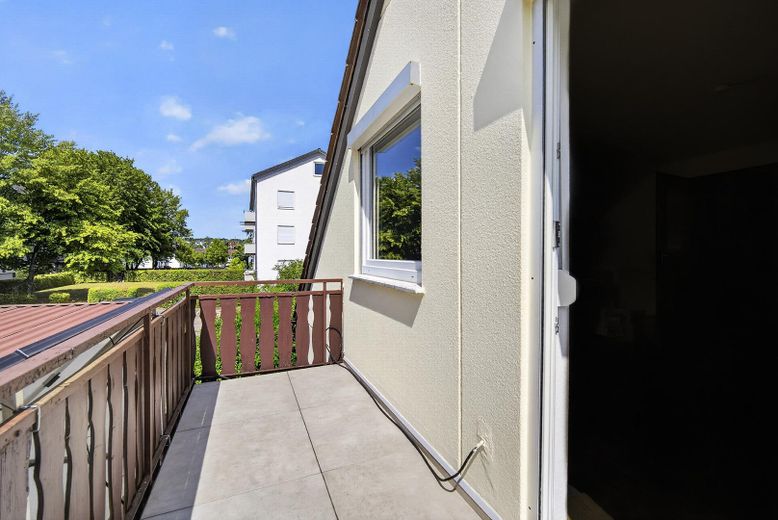 Provisionsfreies Einfamilienhaus mit Einliegerwohnung und Garage – Foto 29