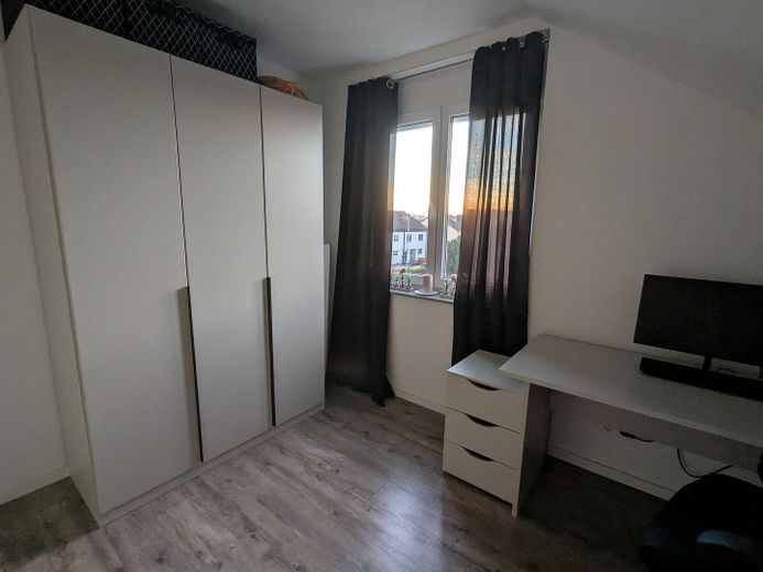 Büro (Kind 1)