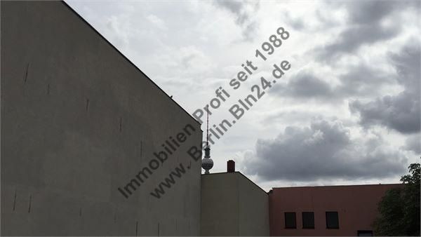 Wohnzimmer Balkon Südseite -2er WG geeignet – 002 -- 14.08.2016 034