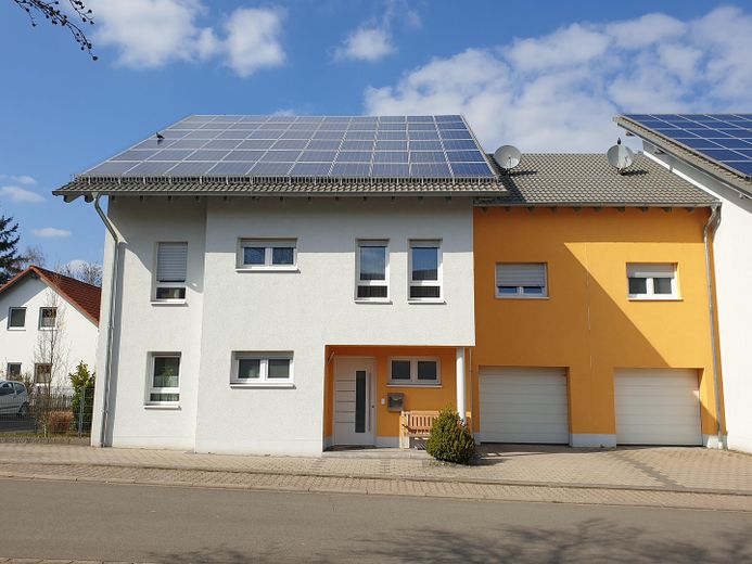 Front Ansicht