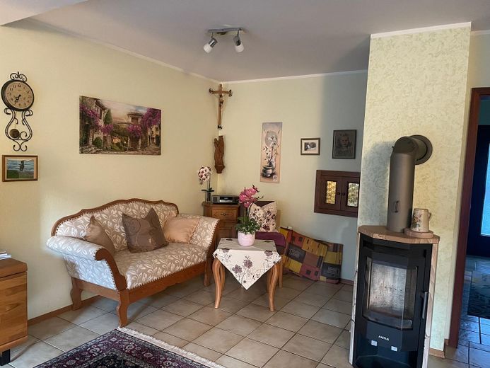 Haus mit Wohnung - 2 in 1 - OHNE PROVISION – Foto 1
