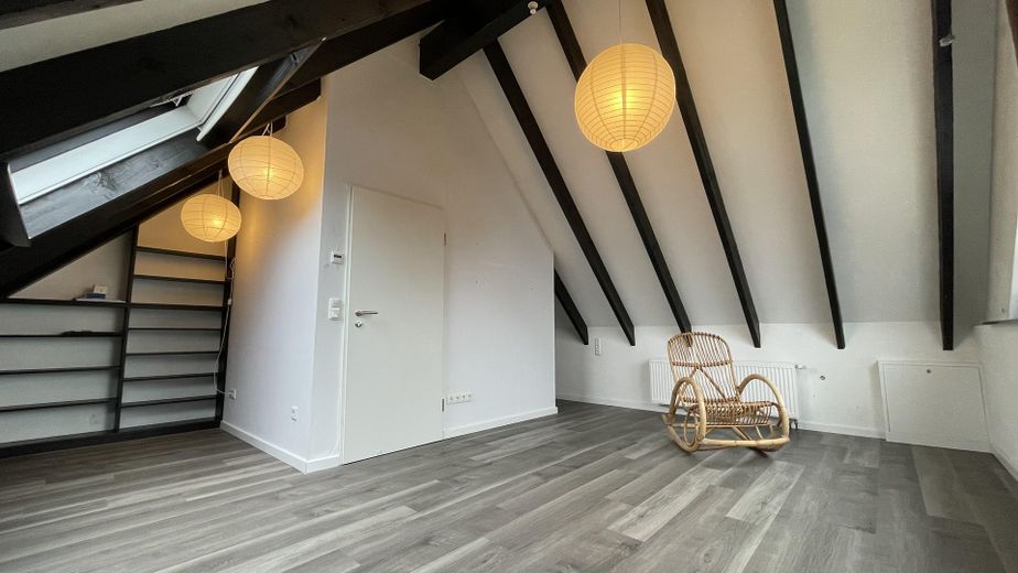 Das helle Dachstudio