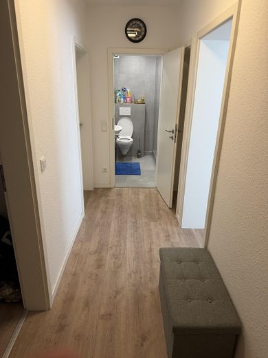 Moderne, kernsanierte 3-Zimmer-Wohnung (65 qm) im 2. OG – Gute Lage nahe FH Niederrhein! – Flur 2