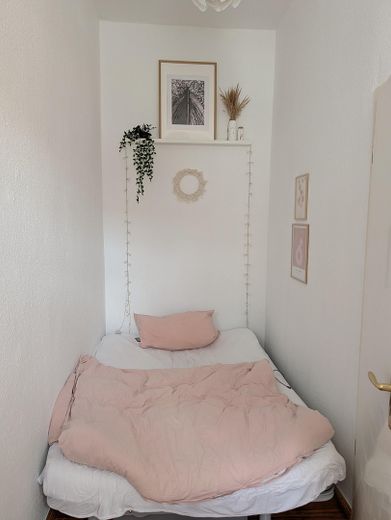 Provisionsfrei: Helle, bezugsfreie 2-Zimmer Altbauwohnung mit Südwest-Balkon im Florakiez – Photo 5