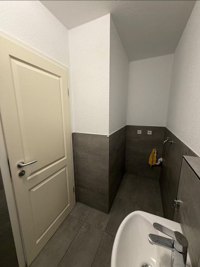 Exclusivo apartamento de 2 habitaciones con balcón de 22 m2 en primera línea del Rin – Foto 17