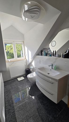 5-room maisonette apartment with whirlpool in Munich – Foto 4