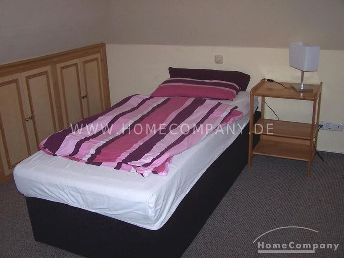 Möblierte Dachgeschoßwohnung in Molfsee bei Kiel – 72bf249b8e3e48431eddbf9dc0af21c52f34017f.jpg