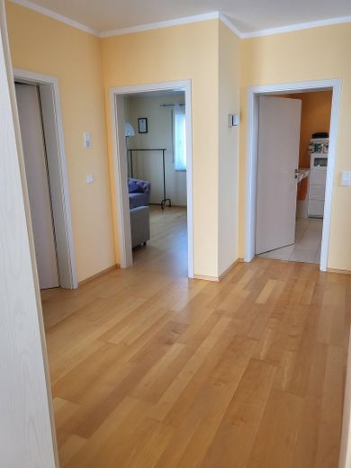 Schönes EFH mit exklusiver Ausstattung – Flur oben