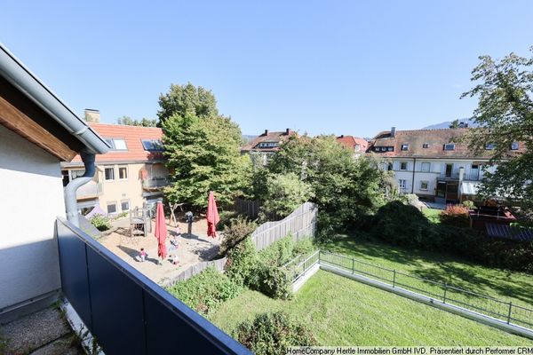 Charmante 1-Zimmer-Wohnung mit Balkon, Speicherabteil und Duplexparker in Freiburg, Haslach-Gartenstadt.