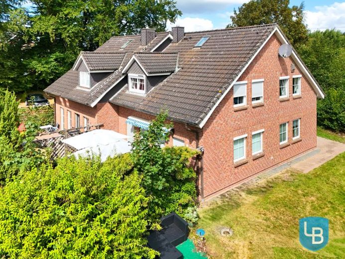 Trois unités d’habitation – un ensemble : maison jumelée louée, un investissement attractif – Photo 1