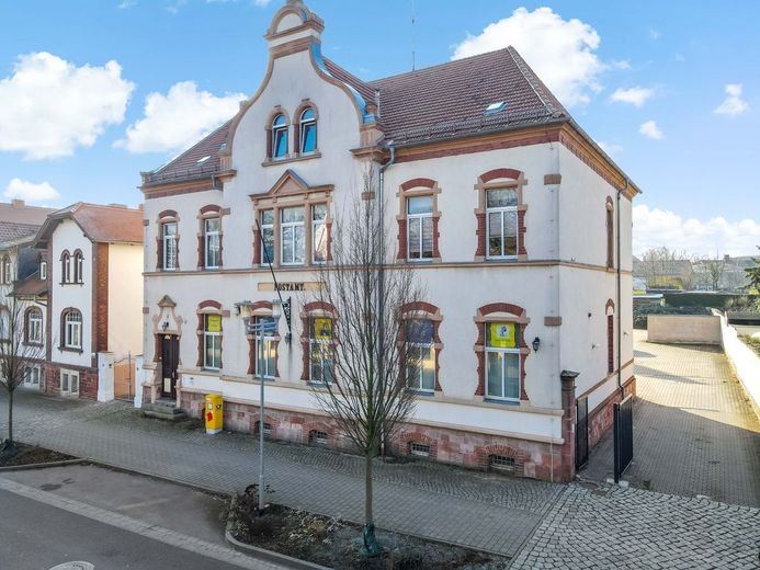 Historisches Gewerbeobjekt mit vielseitigen Nutzungsmöglichkeiten in Könnern – Hausansicht