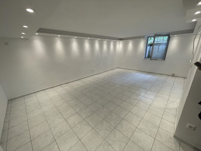 2 kamers hobbyruimte met bad en keuken als kantoor of atelier – Foto 5