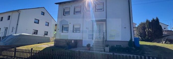 Provisionsfrei! Zweifamilienhaus mit Reihengarage in Albstadt-Onstmettingen