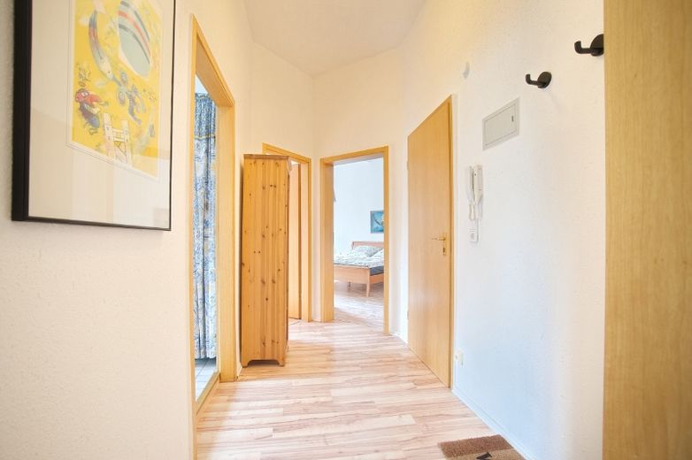 Bright, modern and comfortably furnished apartment in a quiet location near tram route – c623e2636be31176871181d08768ed9f25f50d8d.jpg