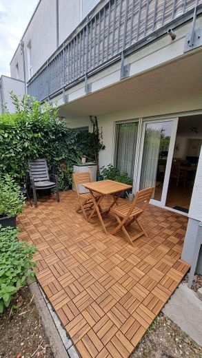 Vivienda acogedora en la ladera: luminosa, tranquila, accesible, con jardín y balcón – Terrasse  Dielen Enhanced AI