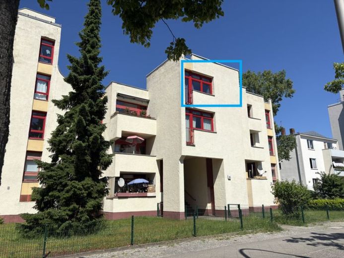 Für den Koffer in Berlin: 
Helle 1‑Zimmer‑Wohnung im 2. OG – gepflegte Anlage, frei ab 2027 – Foto 1